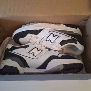New Balance 550